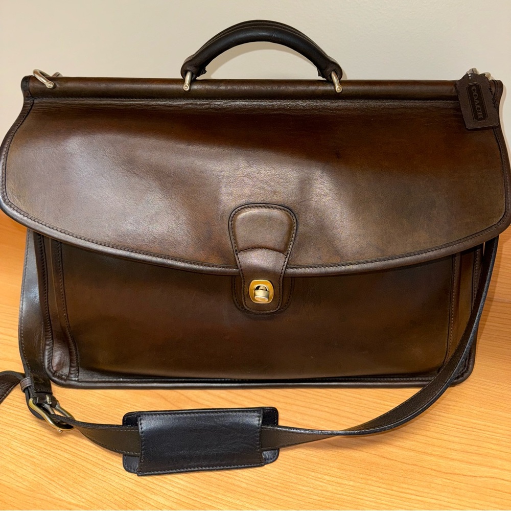 Authentic Coach Brown Leather Briefcase. Men or Women’s. Stunning! 😍